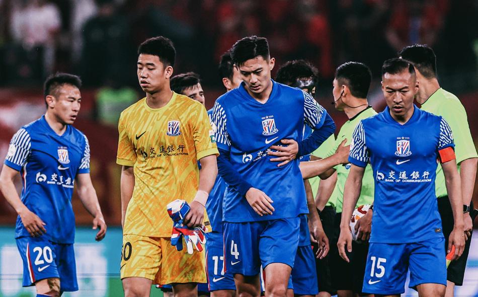 炮轰斯卢茨基！前上海申花宠儿爆料：他绝不认错、致2大国脚重伤